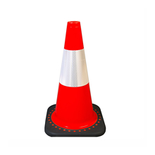 Imagen de CONO PVC 18" CON UNA CINTA REFLECTIVA